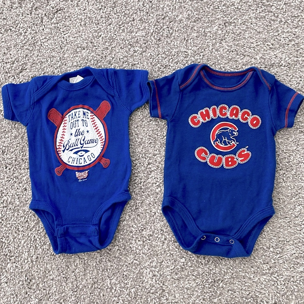 Lot of 2 Baby Infant Chicago Cubs Short Sleeve Blue Onesies - Size Newborn & 3M